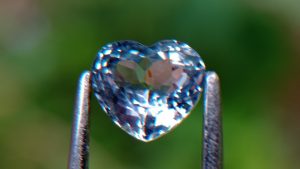 6_Natural white Sapphire from Danu Group Gemstones 01_compress45