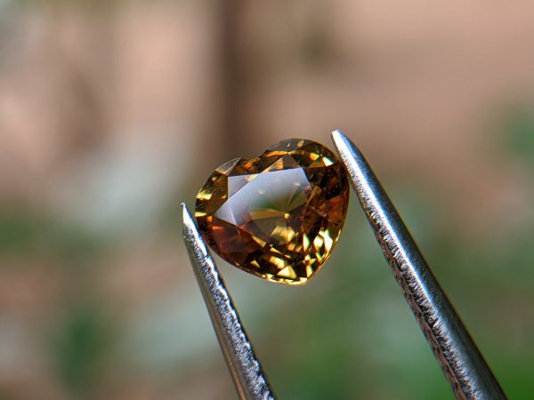 7_Natural yellow sapphire heart sri lanka danu group Gemstones_compress42