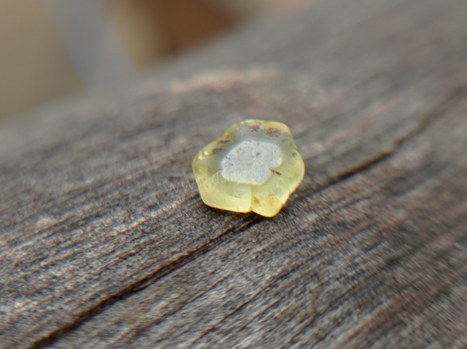 Ceylon Natural chrysoberyl Rare Crystal from Danu Group Gemstones Mining