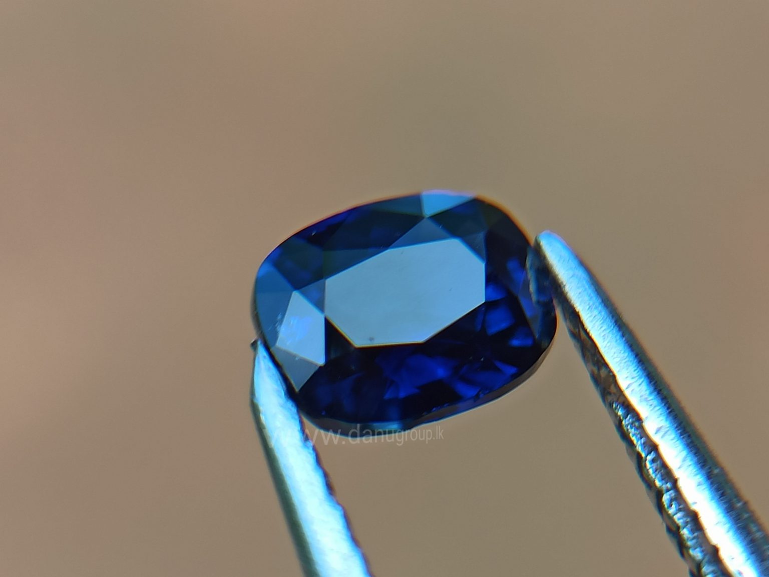 Natural Vivid Royal Blue Sapphire Danu Group Royal Gemstones