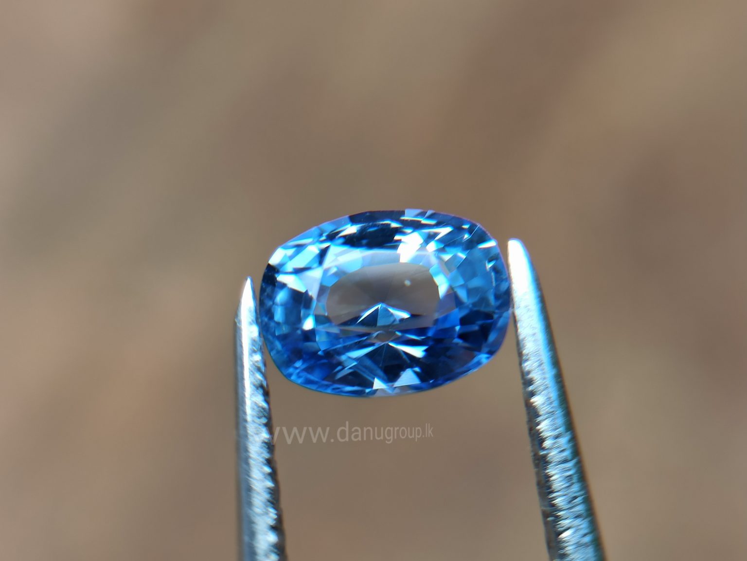 1_Ceylon Natural Blue Sapphire danu group Gemstones Natural Unheated