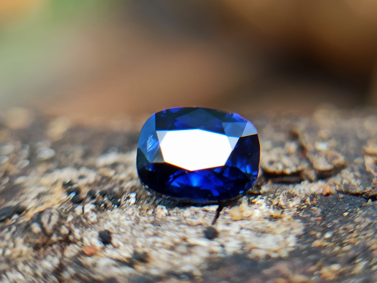 Natural Vivid Royal Blue Sapphire Danu Group Royal Gemstones