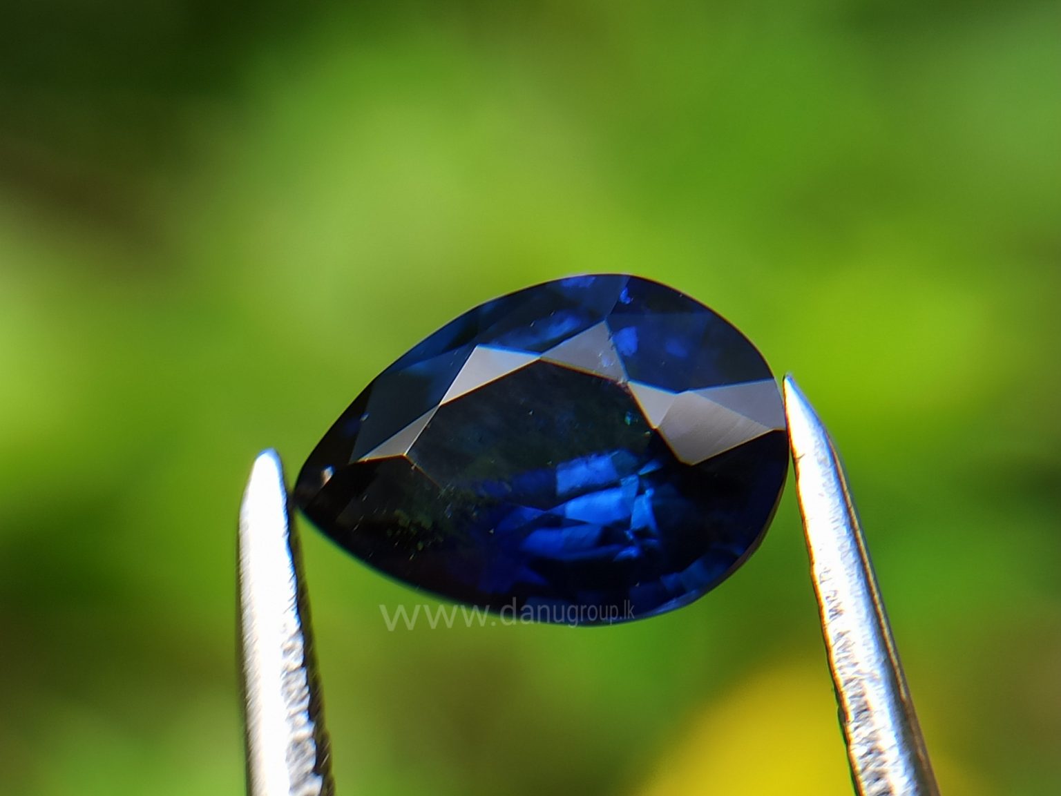 Natural Vivid Royal Blue Sapphire Danu Group Royal Gemstones