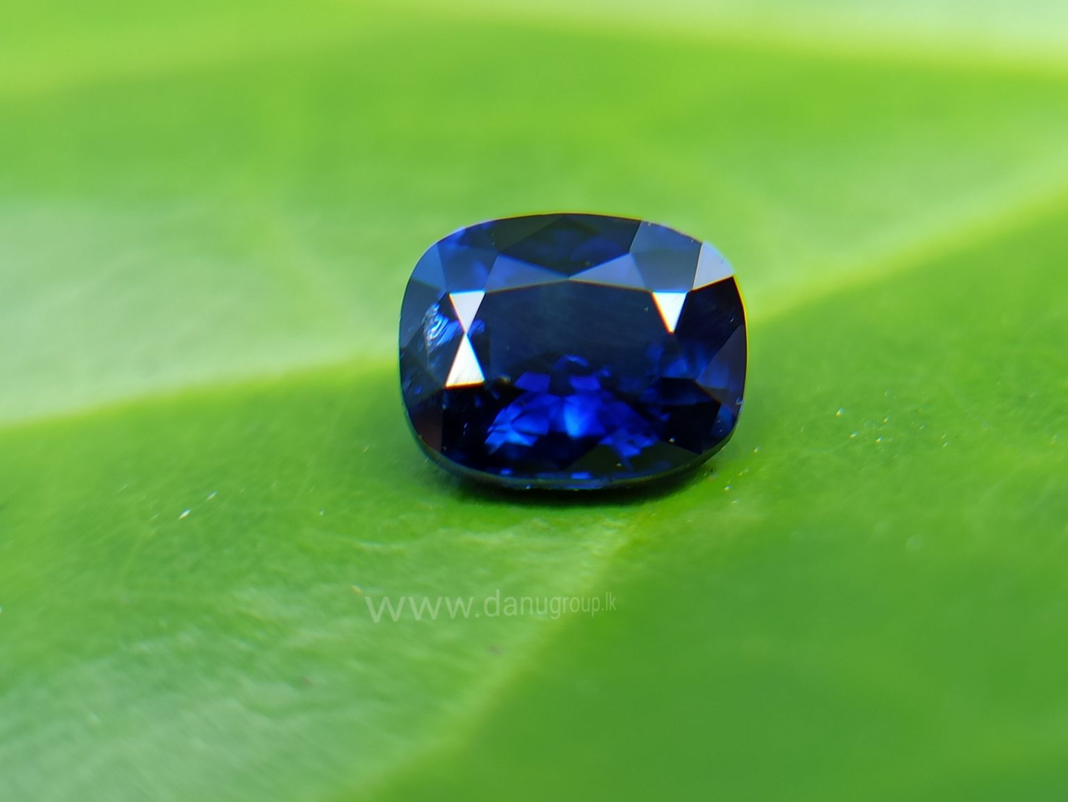 Natural Vivid Royal Blue Sapphire Danu Group Royal Gemstones