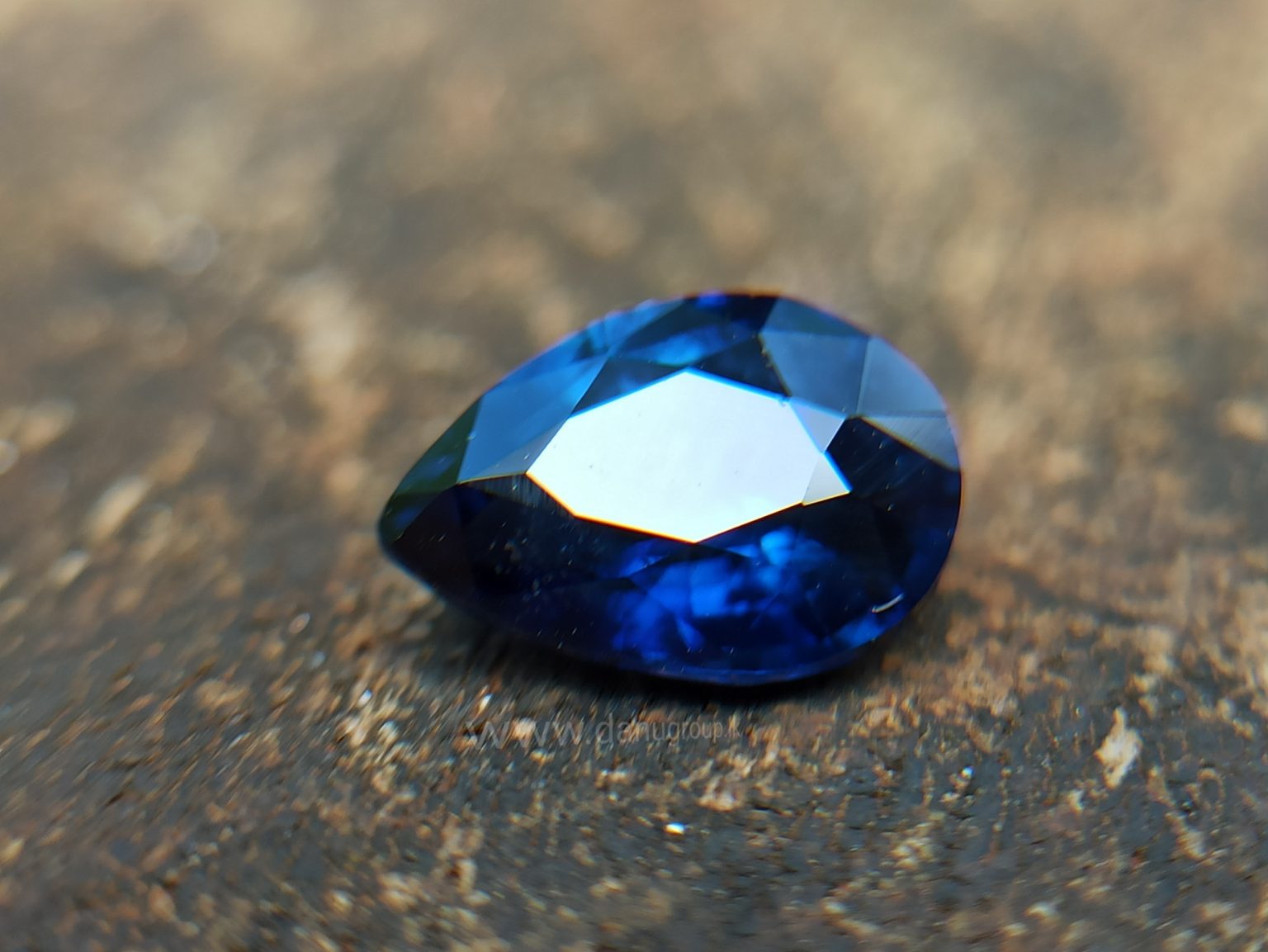 Natural Vivid Royal Blue Sapphire Danu Group Royal Gemstones