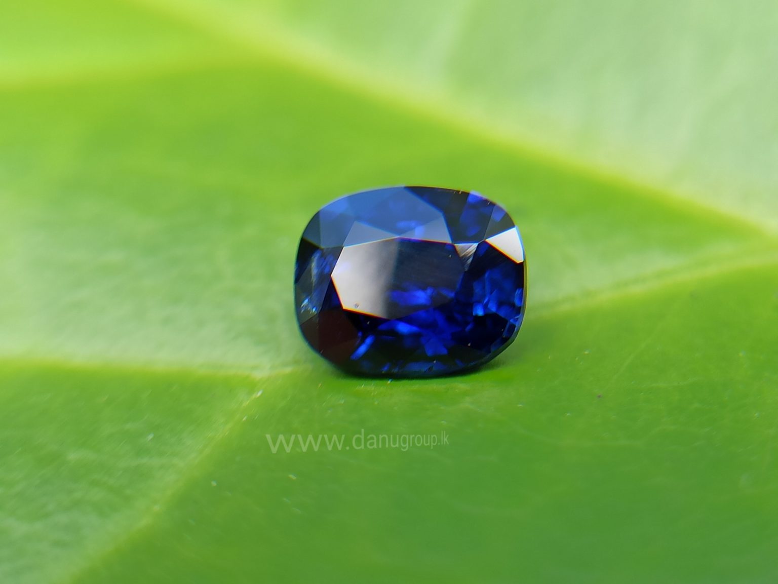 Natural Vivid Royal Blue Sapphire Danu Group Royal Gemstones