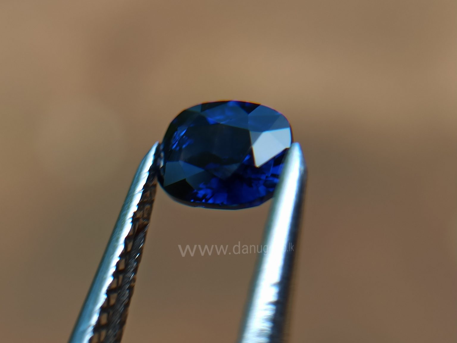 Natural Vivid Royal Blue Sapphire Danu Group Royal Gemstones