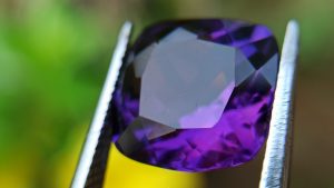 Natural Amethyst - One of the best healing gemstone in the planet - Danu Group Gemstones