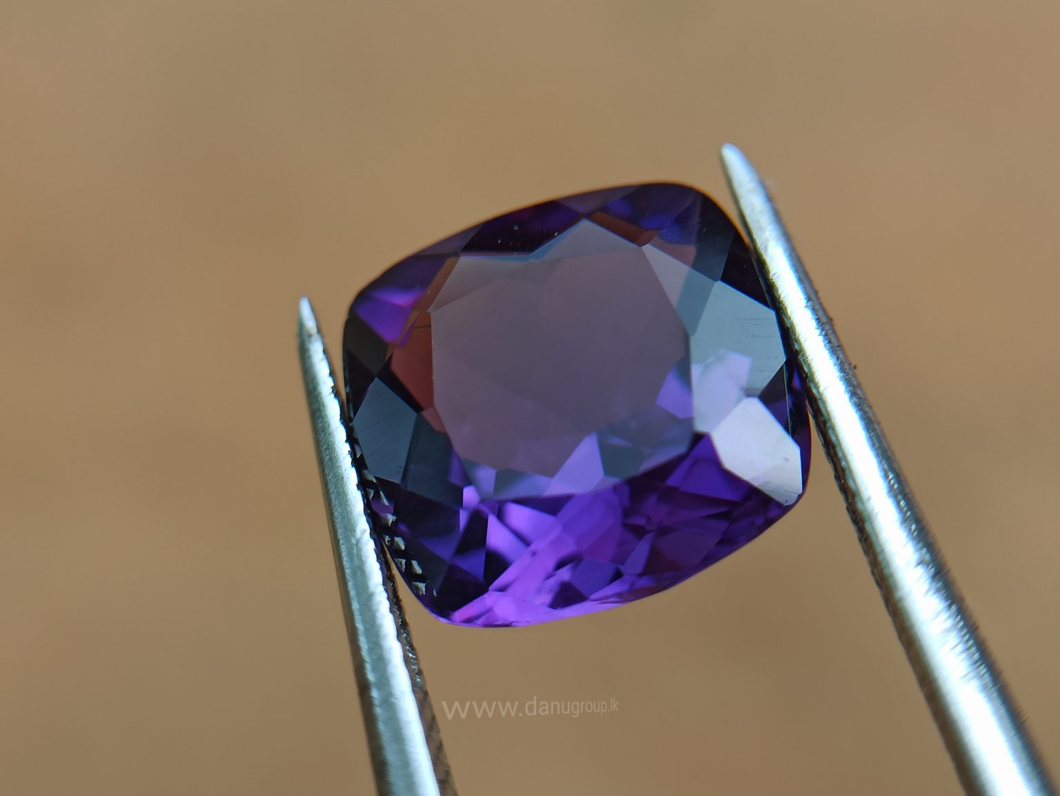 Natural Amethyst - One of the best healing gemstone in the planet - Danu Group Gemstones