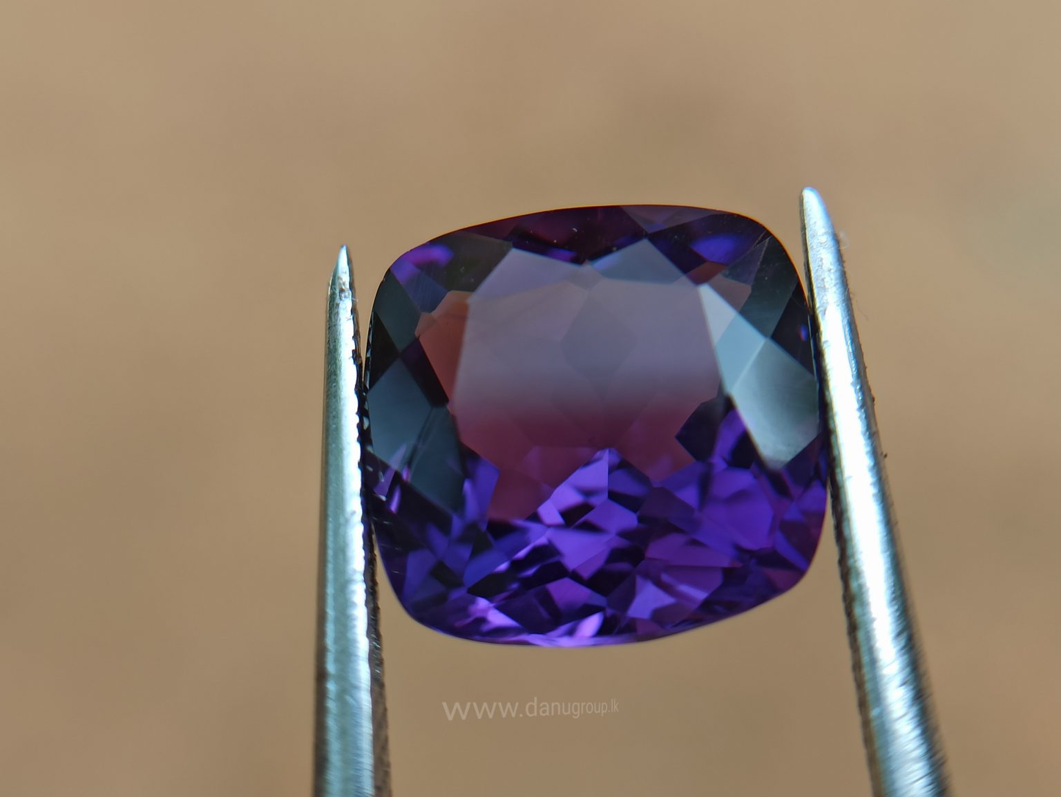Natural Amethyst - One of the best healing gemstone in the planet - Danu Group Gemstones