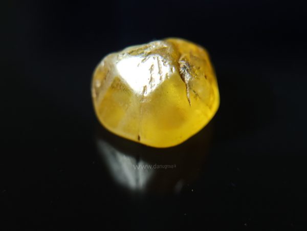Ceylon Natural Chrysoberyl Alluvial Half Crystal Danu Group Gemstones