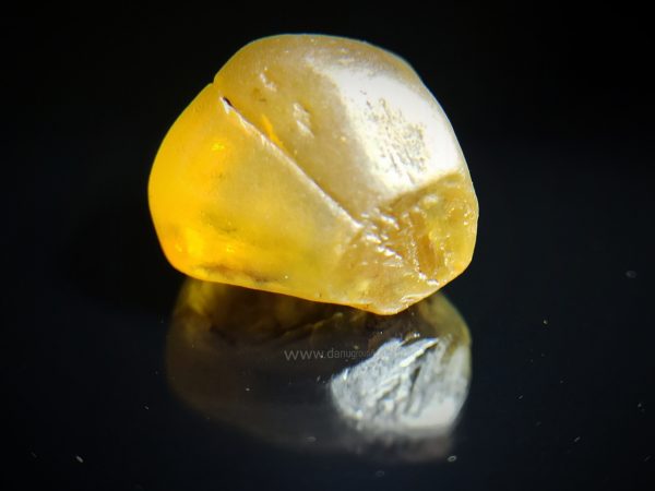 Ceylon Natural Chrysoberyl Alluvial Half Crystal Danu Group Gemstones