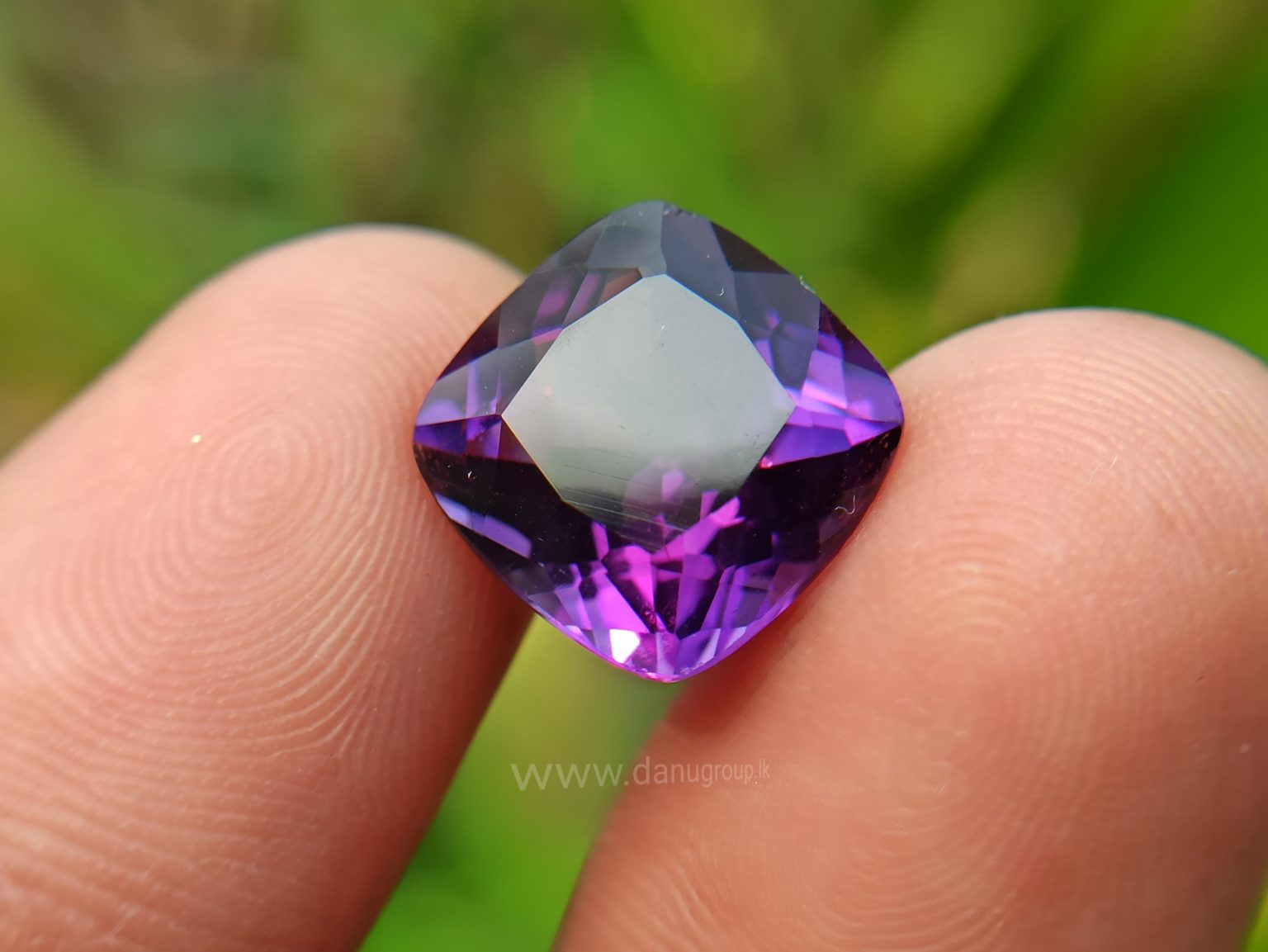 Natural Amethyst - One of the best healing gemstone in the planet - Danu Group Gemstones