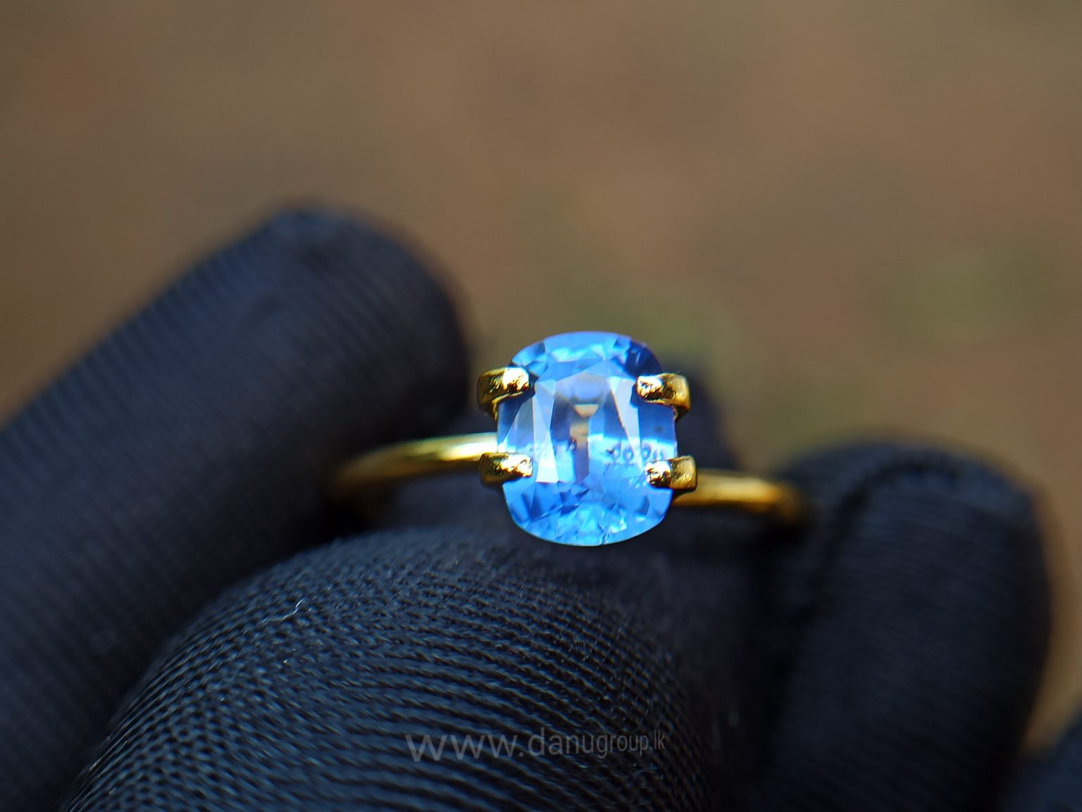 danugroup.lk - ceylon natural cornflower blue sapphire engagement ring stone