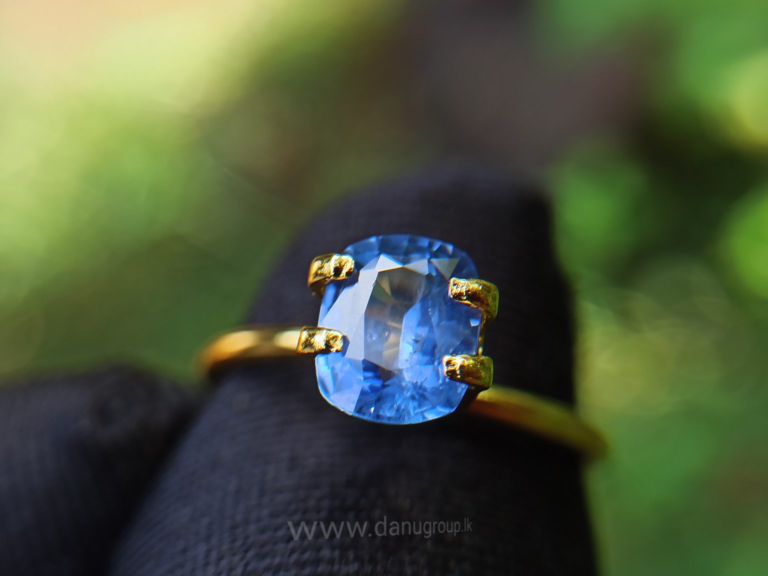 danugroup.lk - ceylon natural cornflower blue sapphire engagement ring stone