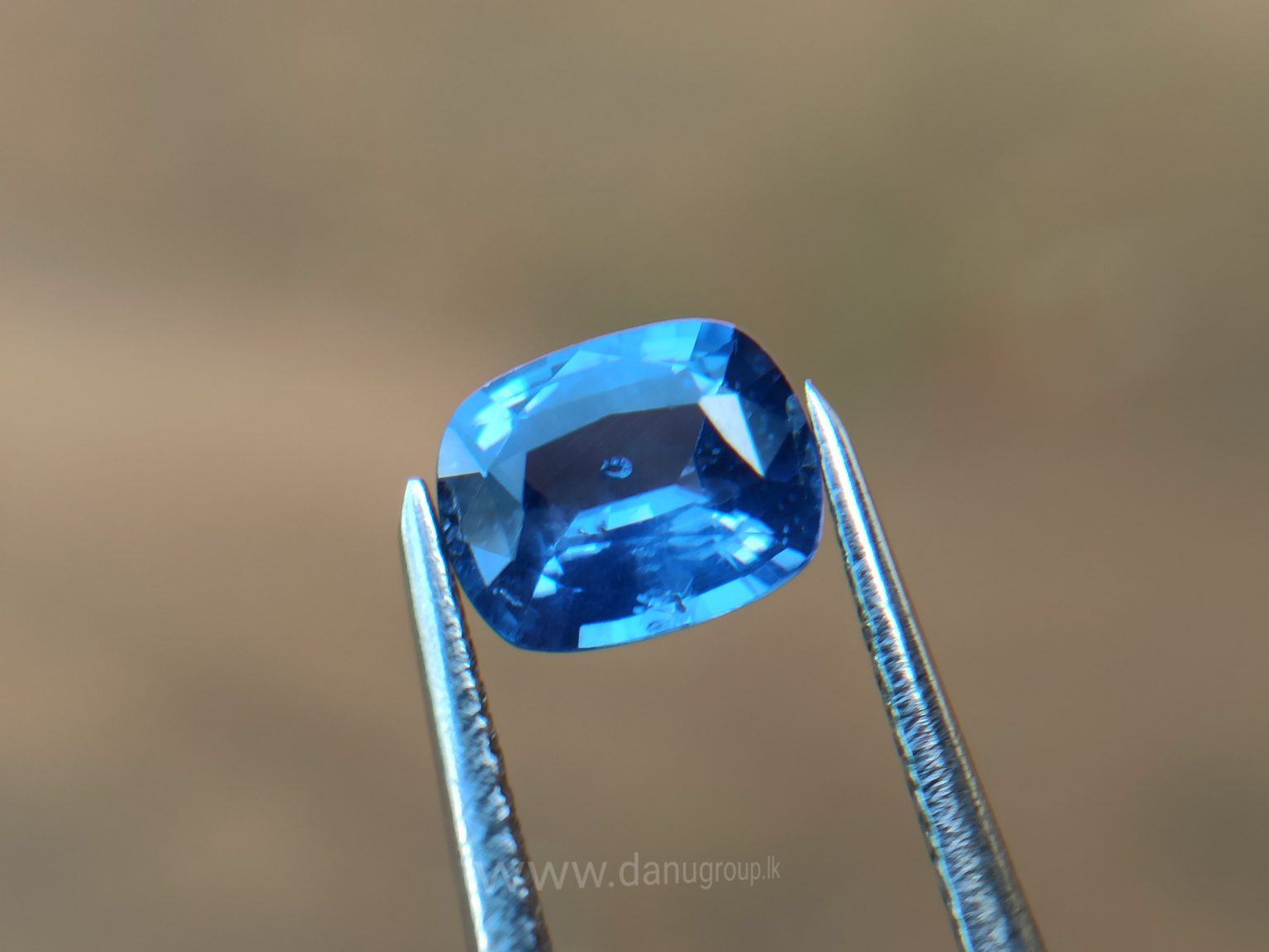 danugroup.lk - ceylon natural cornflower blue sapphire engagement ring stone