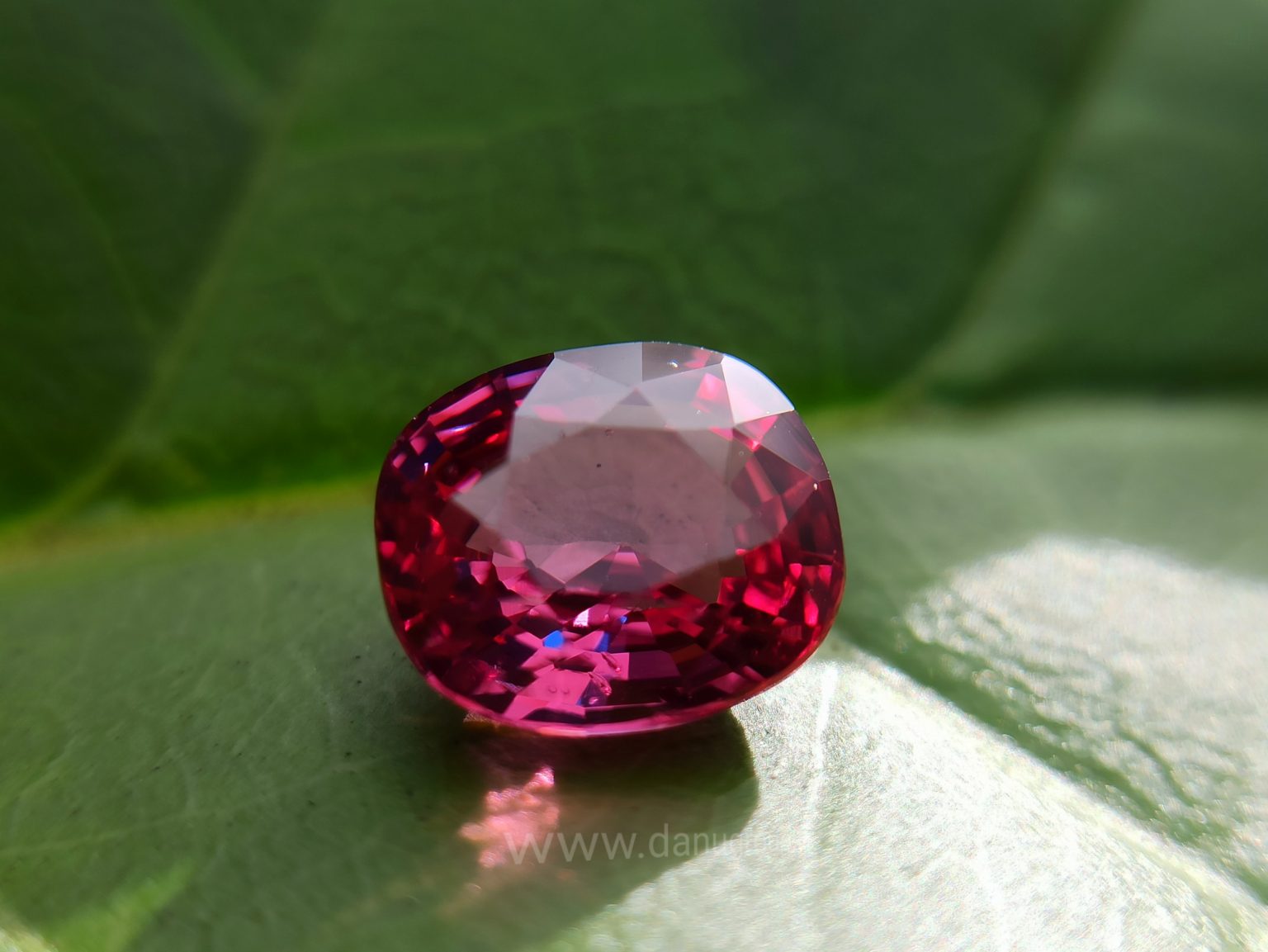 danugroup.lk - Natural Vietnamese Pink Spinel directly from the source Danu Group Gemstones