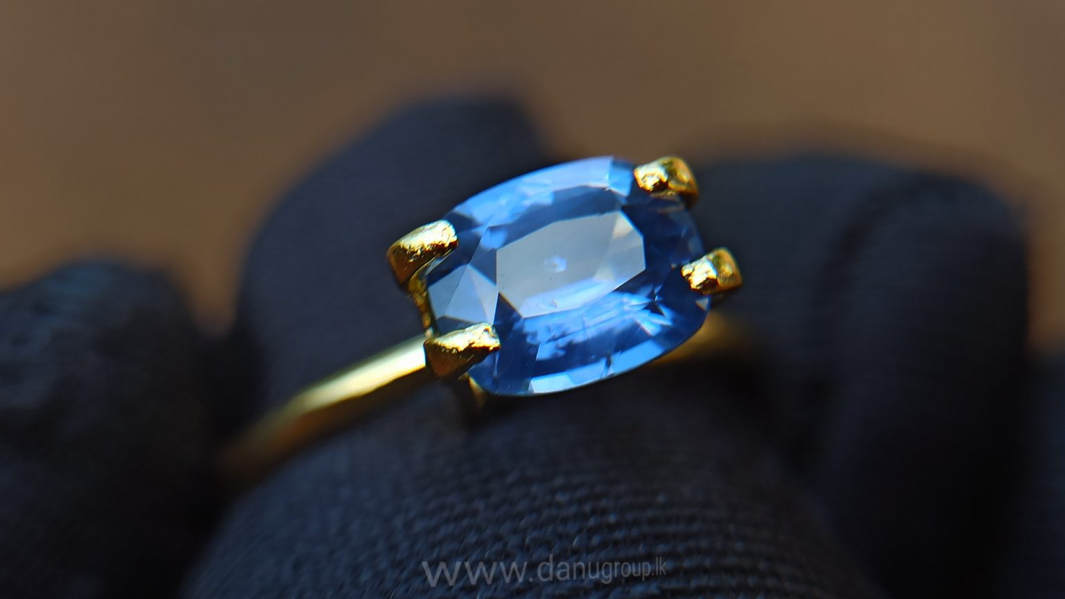 danugroup.lk - ceylon natural cornflower blue sapphire engagement ring stone