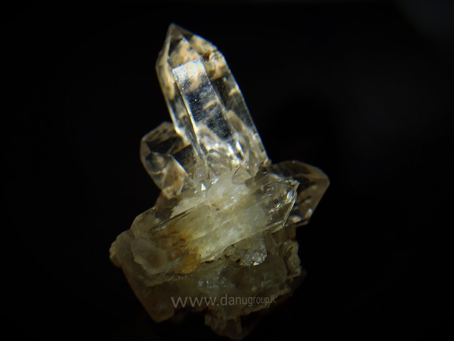 Ceylon Natural Quartz Crystal Cluster danugroup.lk