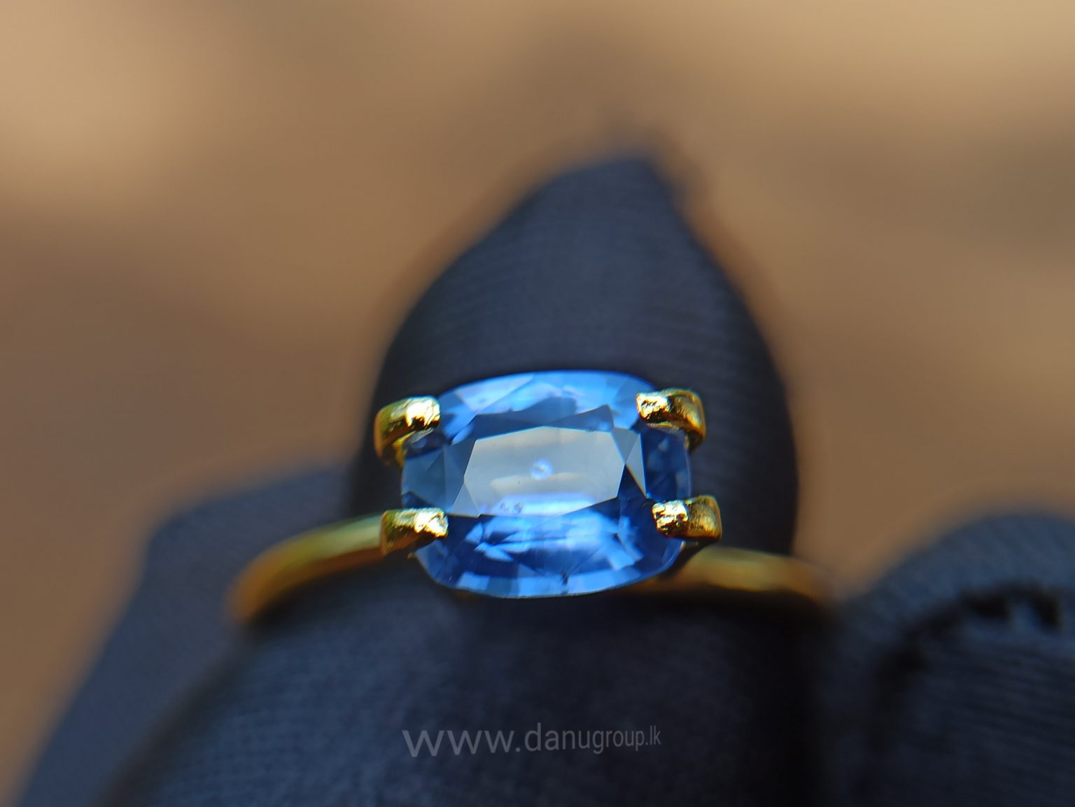 danugroup.lk - ceylon natural cornflower blue sapphire engagement ring stone