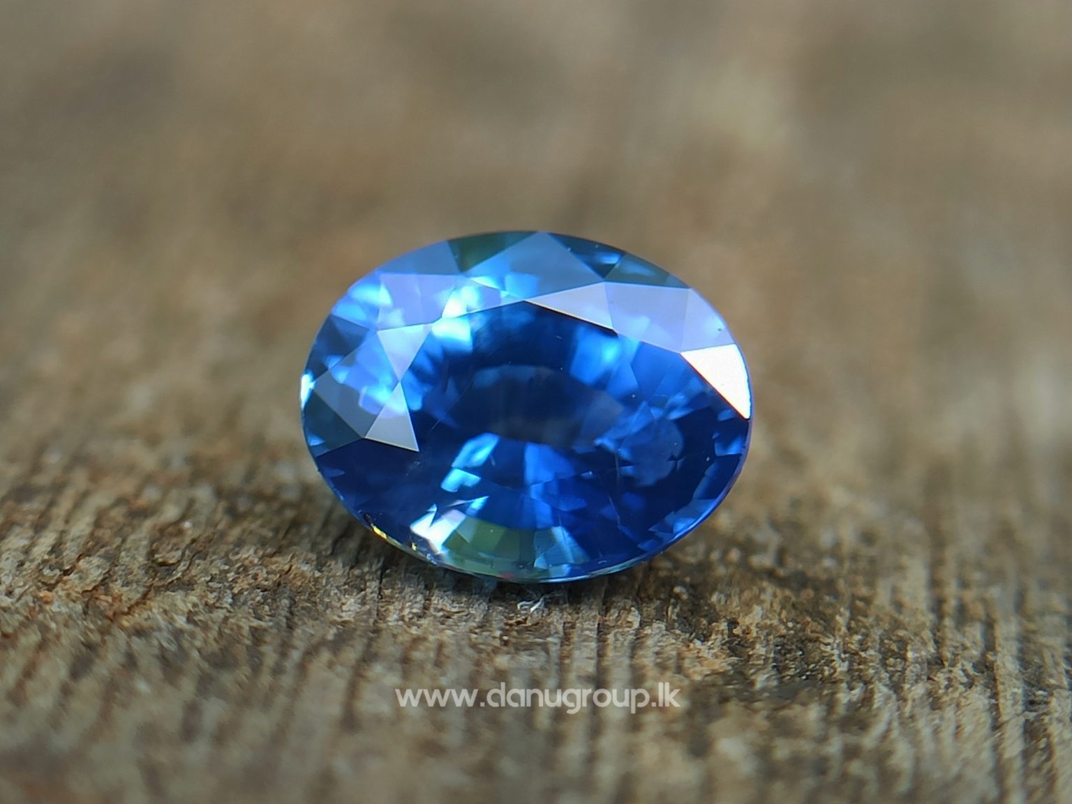 danugroup.lk - Ceylon Natural Cornflower Blue Sapphire Danu Group Gemstones Collections