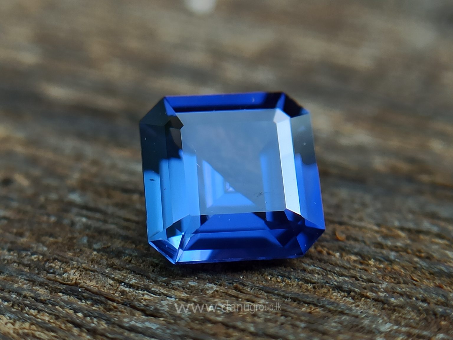 Ceylon Natural vivid blue royal blue Sapphire from Danu Group Gemstones Collections