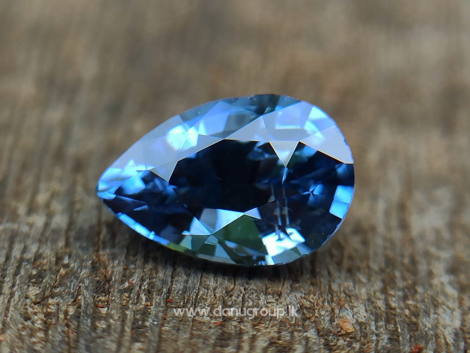 danugroup.lk - Ceylon Natural Cornflower Blue Sapphire Danu Group Gemstones Collections