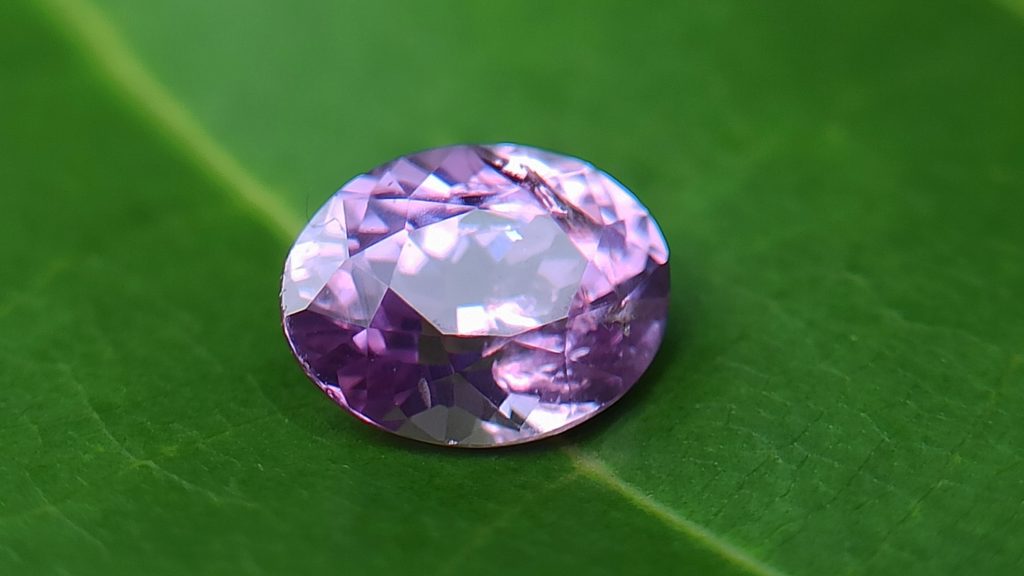 Purple sapphire - Ceylon Natural Purple Sapphire from Danu Group Gemstones Collection