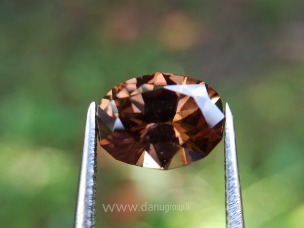danugroup.lk - Natural Chocolate Brown Zircon from Danu Group Gemstones Collection Unique Chocolate Color from mother nature