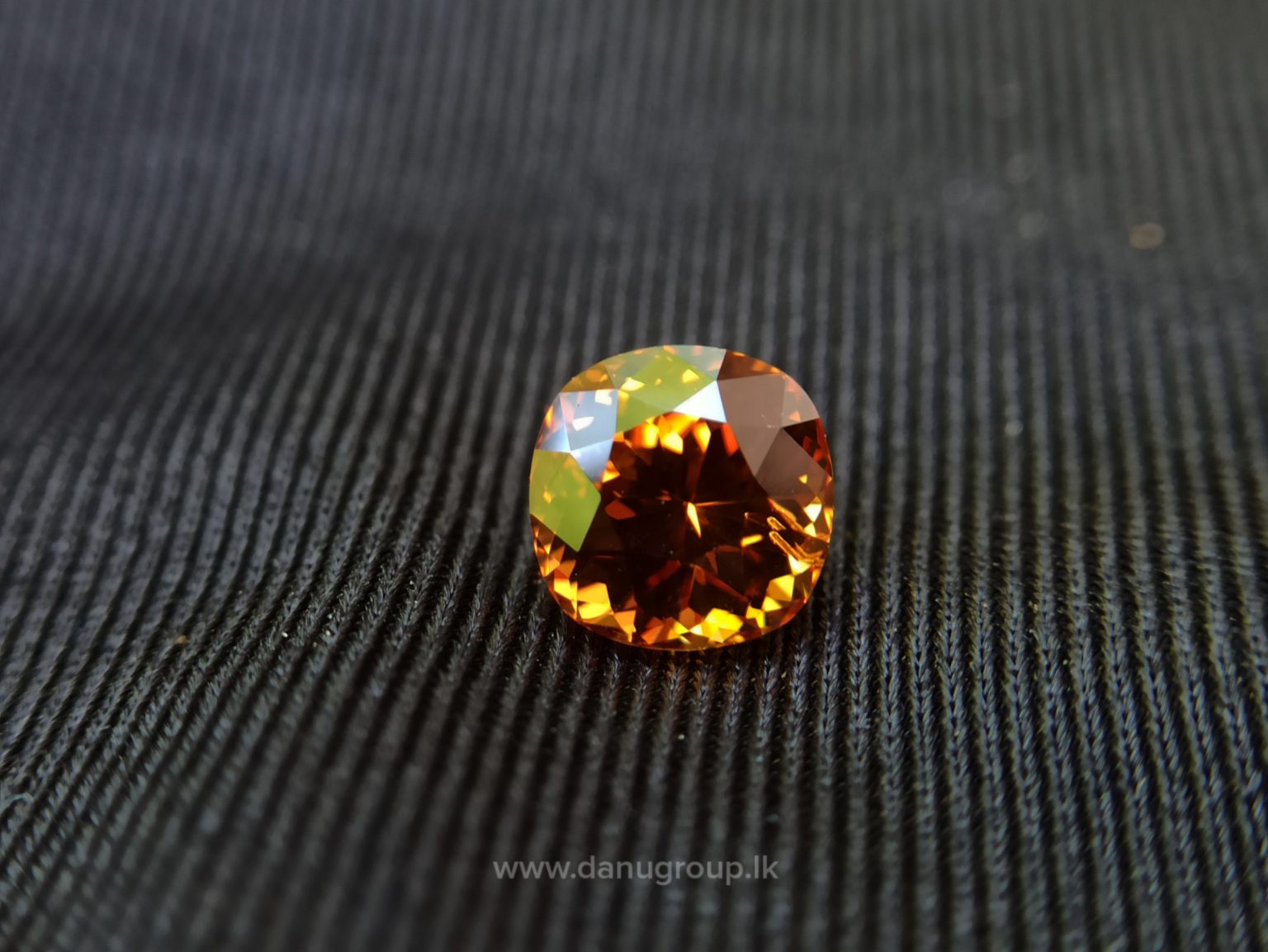 danugroup.lk - Ceylon Natural Spessartite Garnet pyrop Spessartite from Danu Group Gemstones Collections