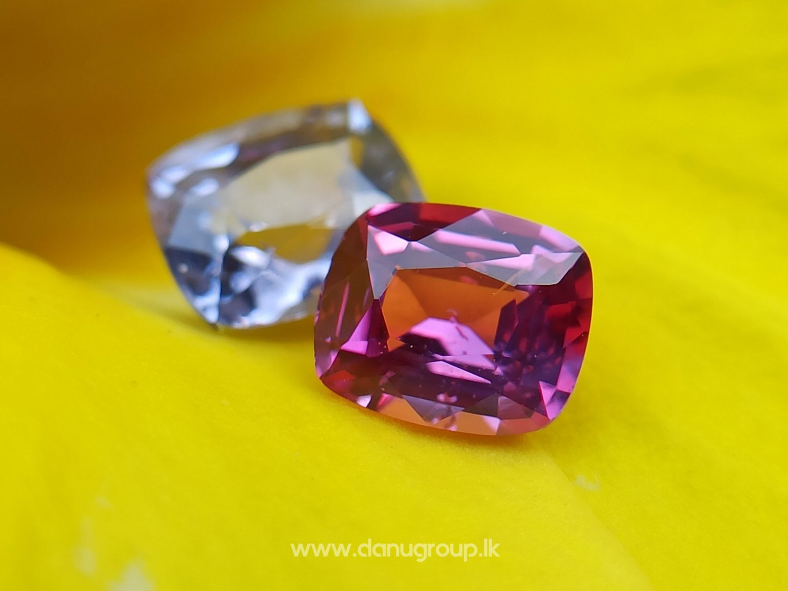 Ceylon Natural Violet and pink sapphire , fancy sapphire couple danu group Gemstones