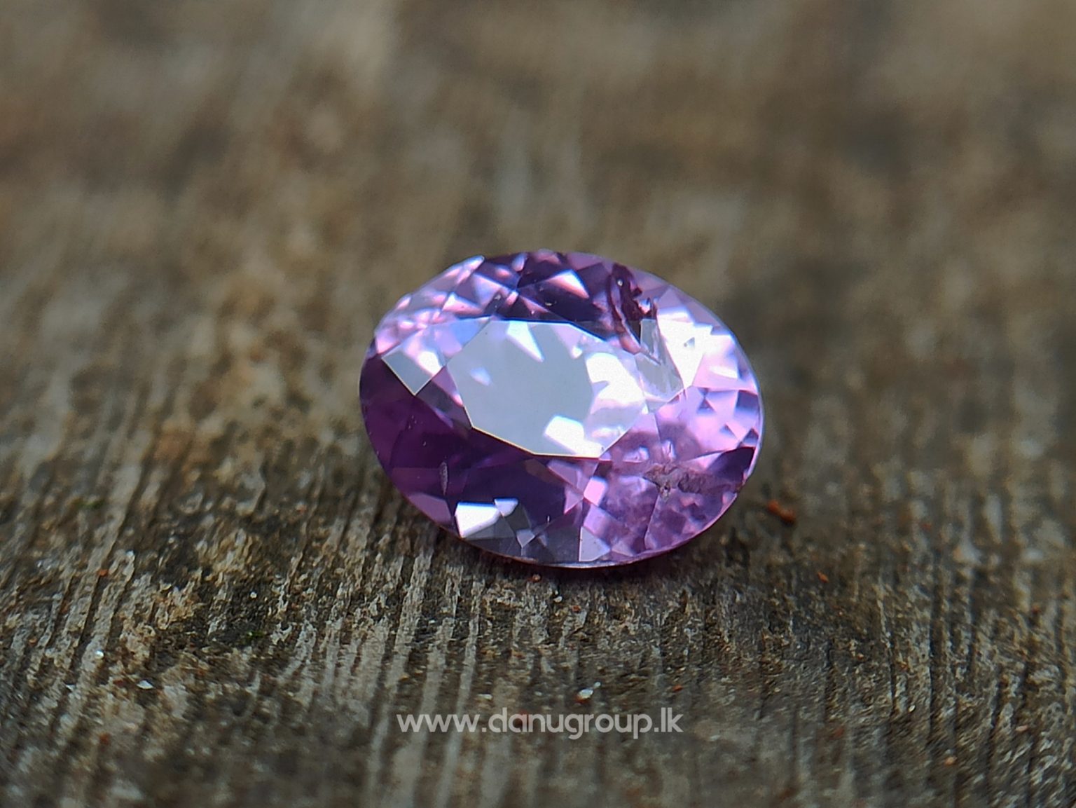 Purple sapphire - Ceylon Natural Purple Sapphire from Danu Group Gemstones Collection