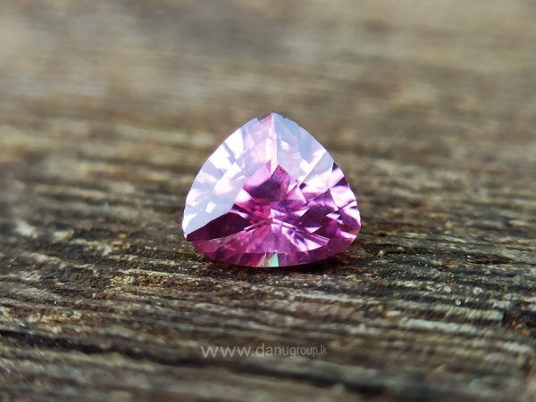danugroup.lk - Ceylon Natural Blue and pink sapphire couple Danu Group Gemstones