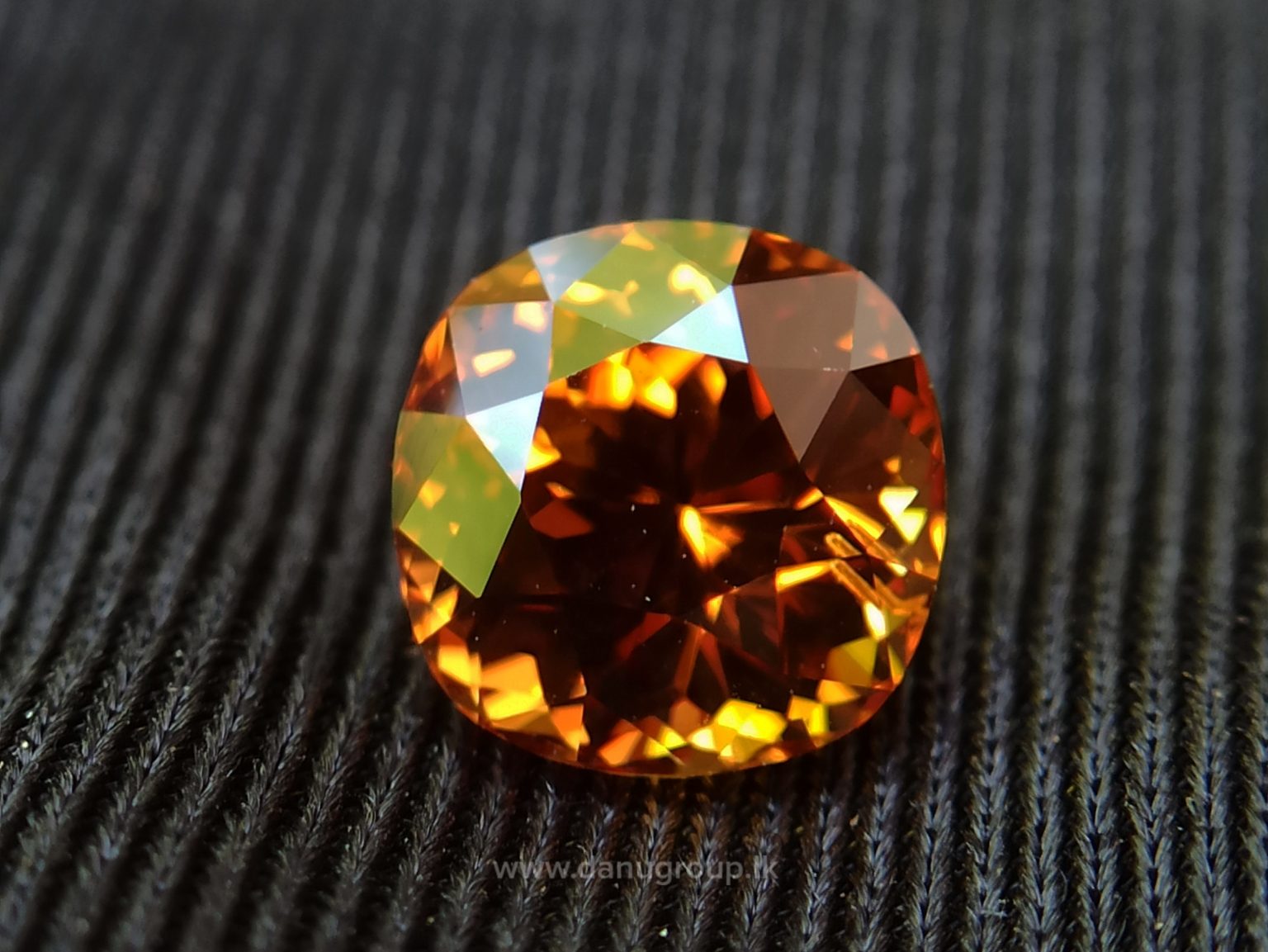 danugroup.lk - Ceylon Natural Spessartite Garnet pyrop Spessartite from Danu Group Gemstones Collections