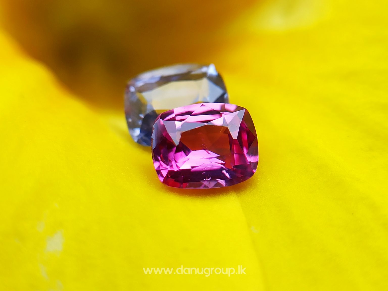 Ceylon Natural Violet and pink sapphire , fancy sapphire couple danu group Gemstones