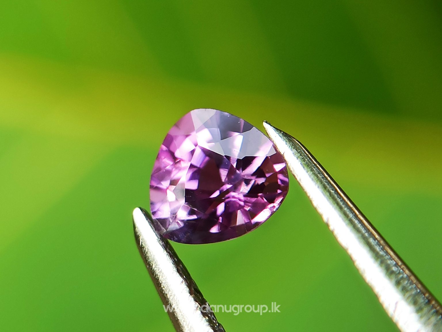 Ceylon Natural Purple sapphire and blue sapphire couple - Natural Fancy Sapphire Couple from Danu Group