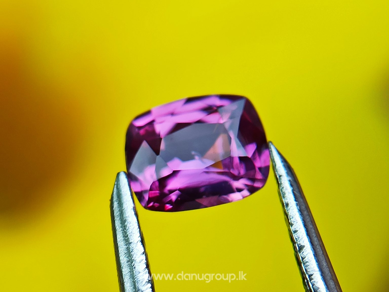 Ceylon Natural Violet and pink sapphire , fancy sapphire couple danu group Gemstones