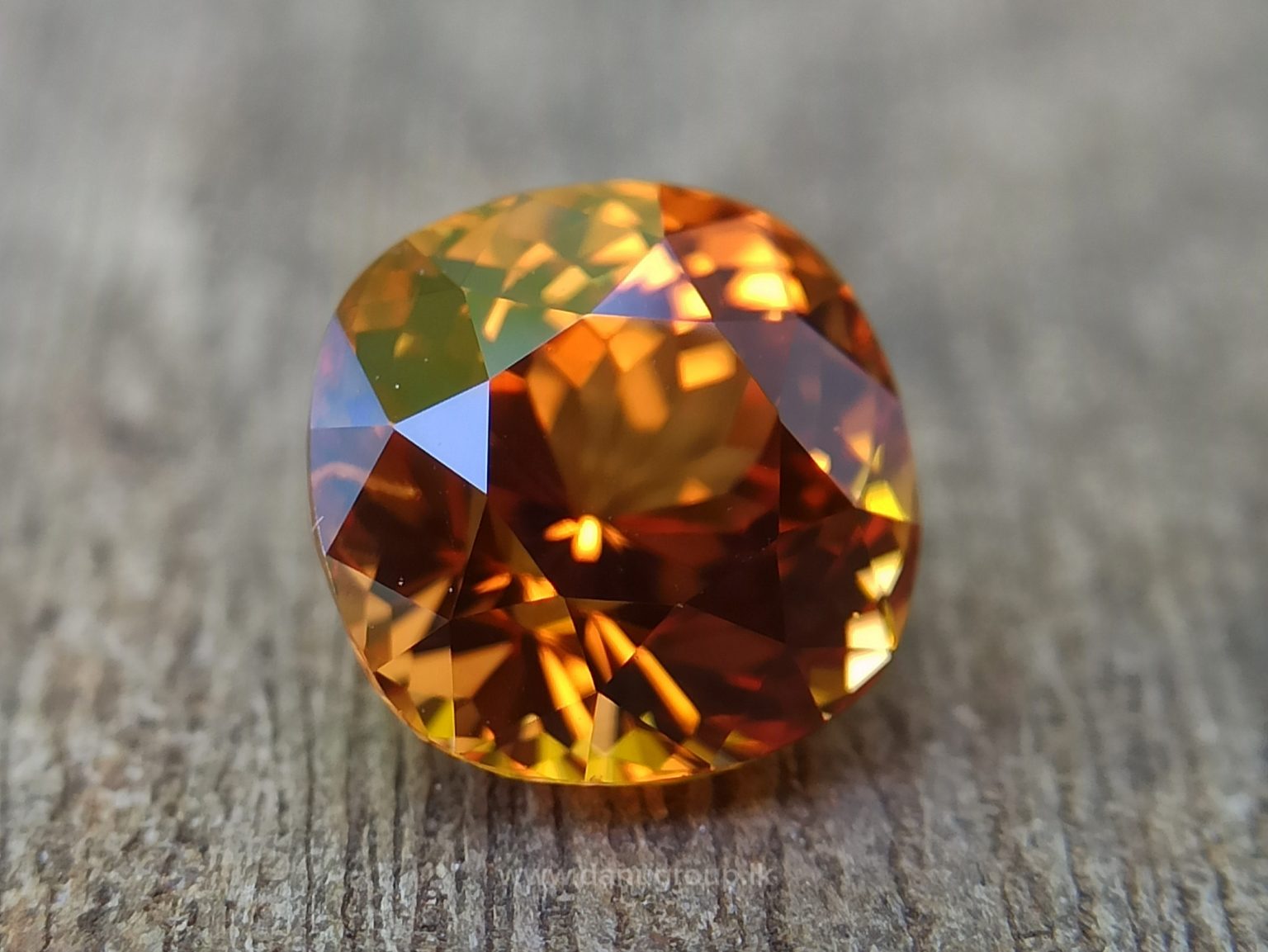 danugroup.lk - Ceylon Natural Spessartite Garnet pyrop Spessartite from Danu Group Gemstones Collections