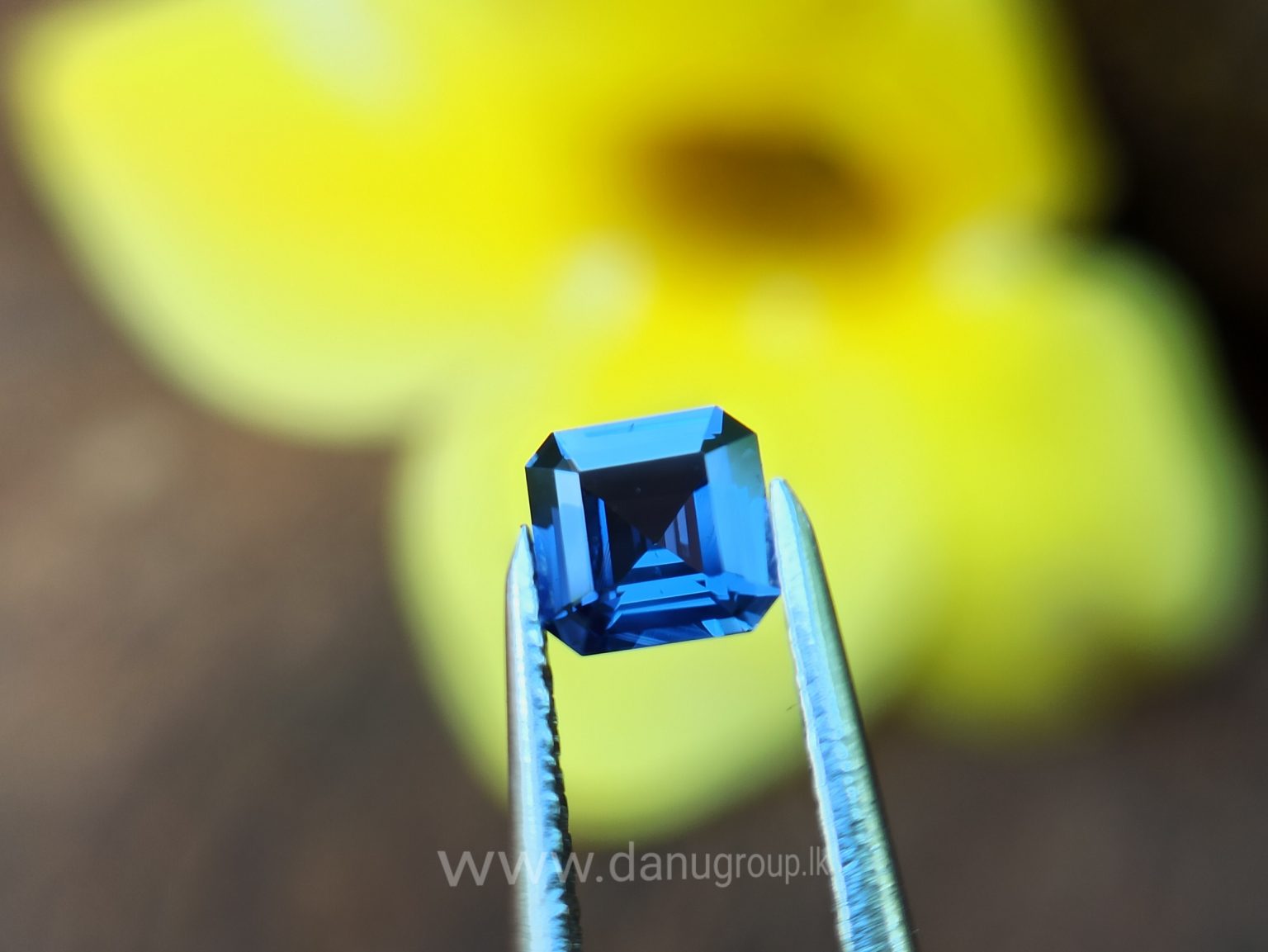 Ceylon Natural vivid blue royal blue Sapphire from Danu Group Gemstones Collections