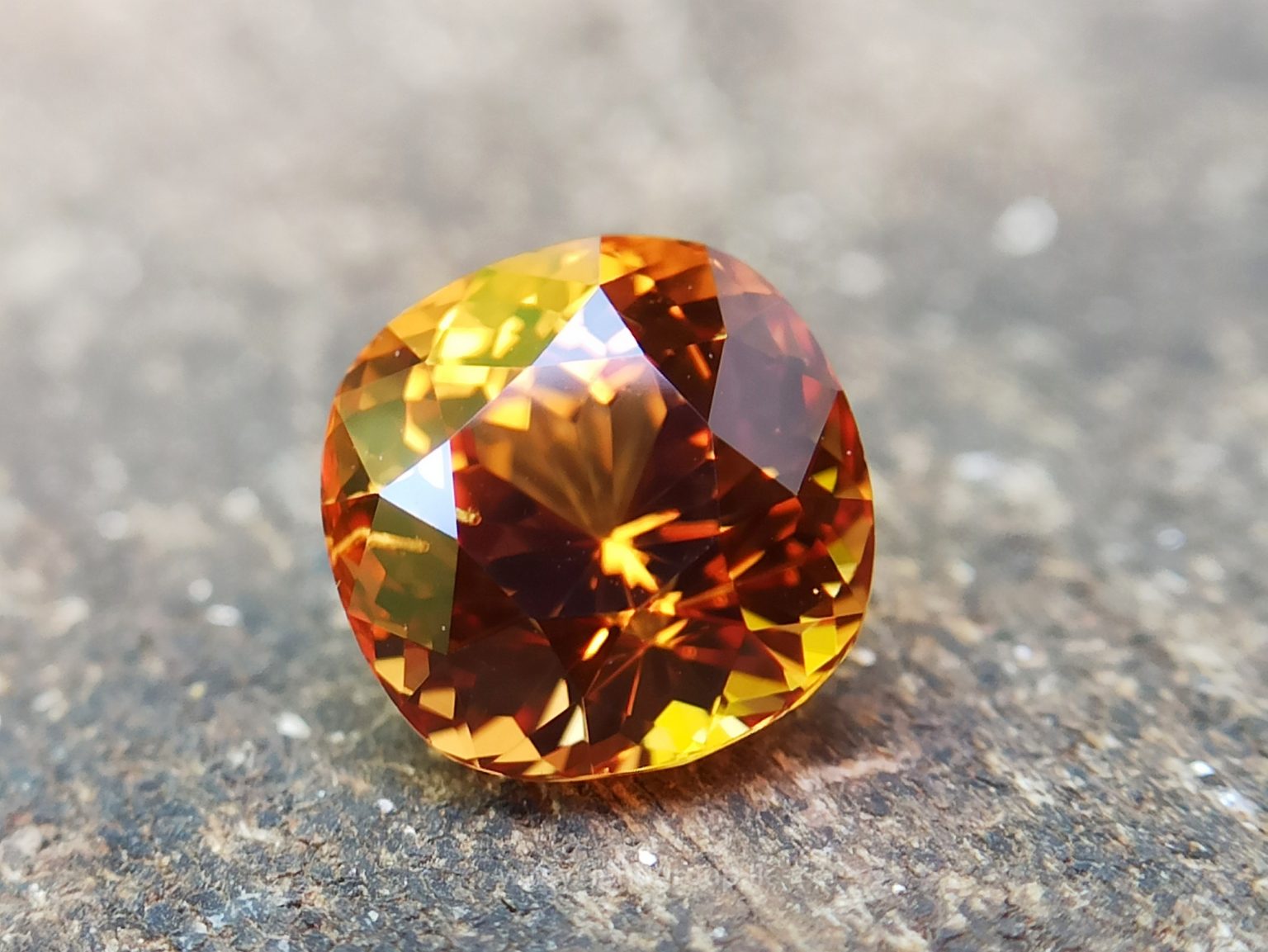 danugroup.lk - Ceylon Natural Spessartite Garnet pyrop Spessartite from Danu Group Gemstones Collections