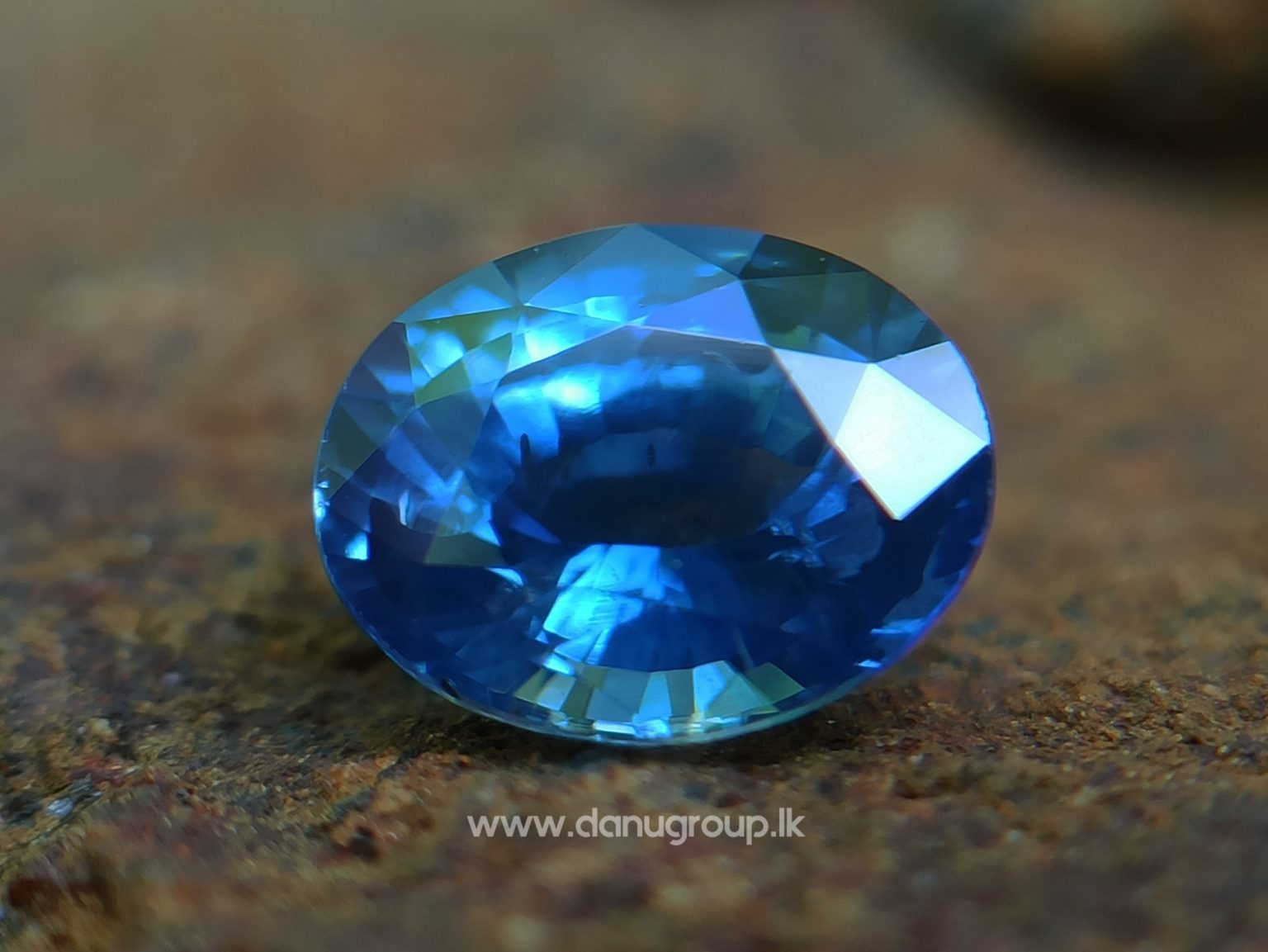 danugroup.lk - Ceylon Natural Cornflower Blue Sapphire Danu Group Gemstones Collections