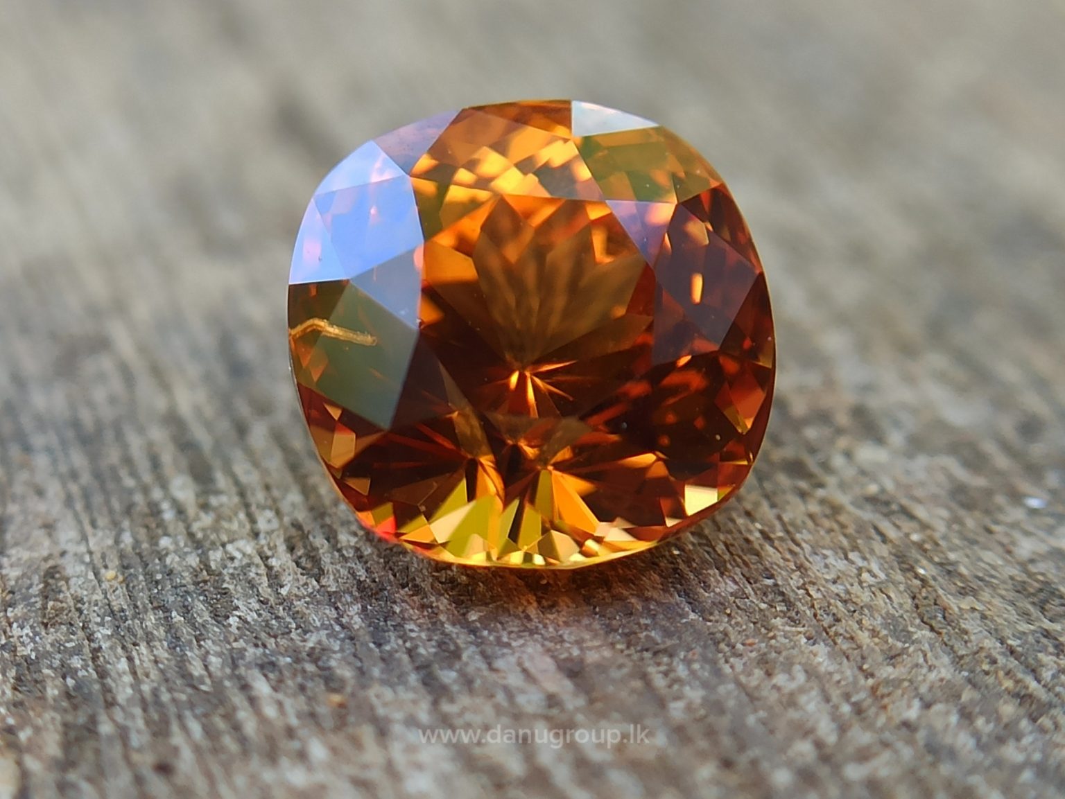 danugroup.lk - Ceylon Natural Spessartite Garnet pyrop Spessartite from Danu Group Gemstones Collections