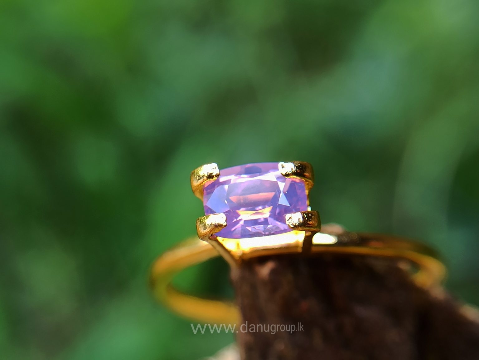 danugroup.lk - ceylon Natural purplish pink sapphire Danu Group Gemstones Collections