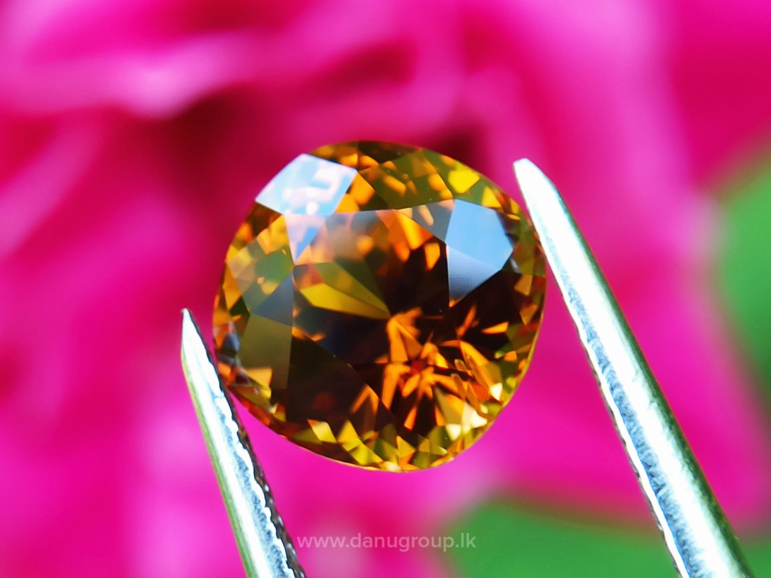 danugroup.lk - Ceylon Natural Spessartite Garnet pyrop Spessartite from Danu Group Gemstones Collections