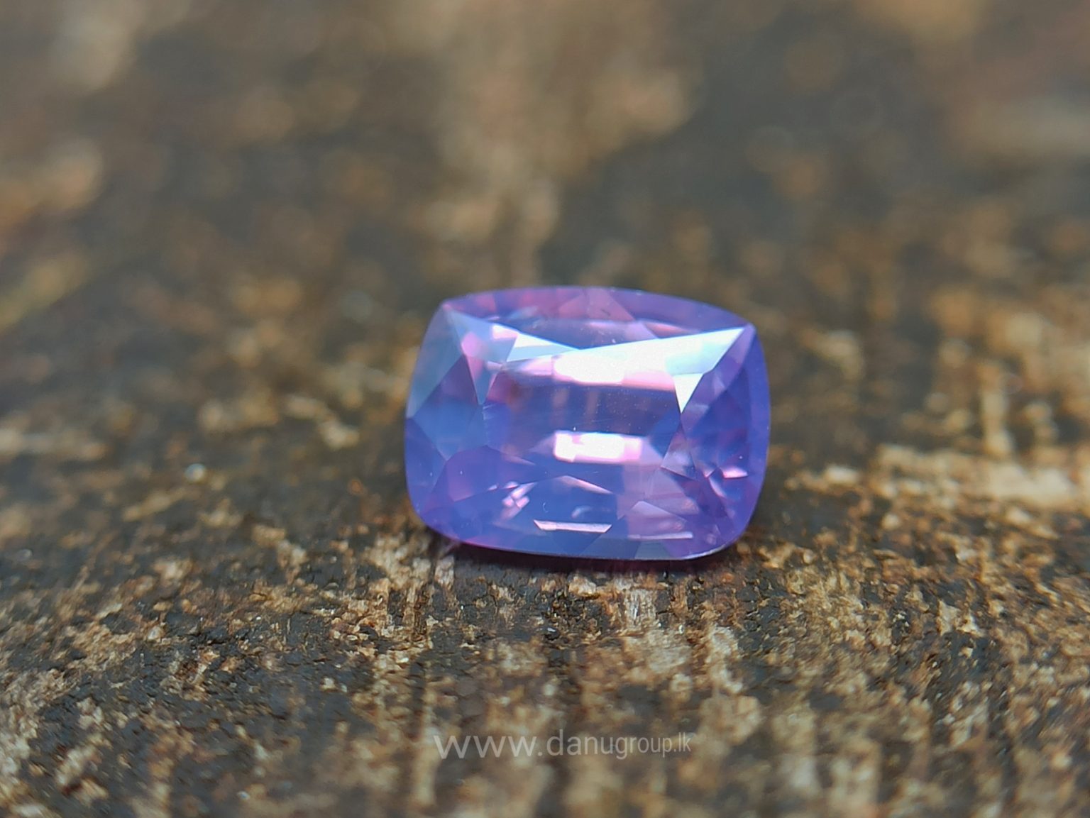 danugroup.lk - ceylon Natural purplish pink sapphire Danu Group Gemstones Collections