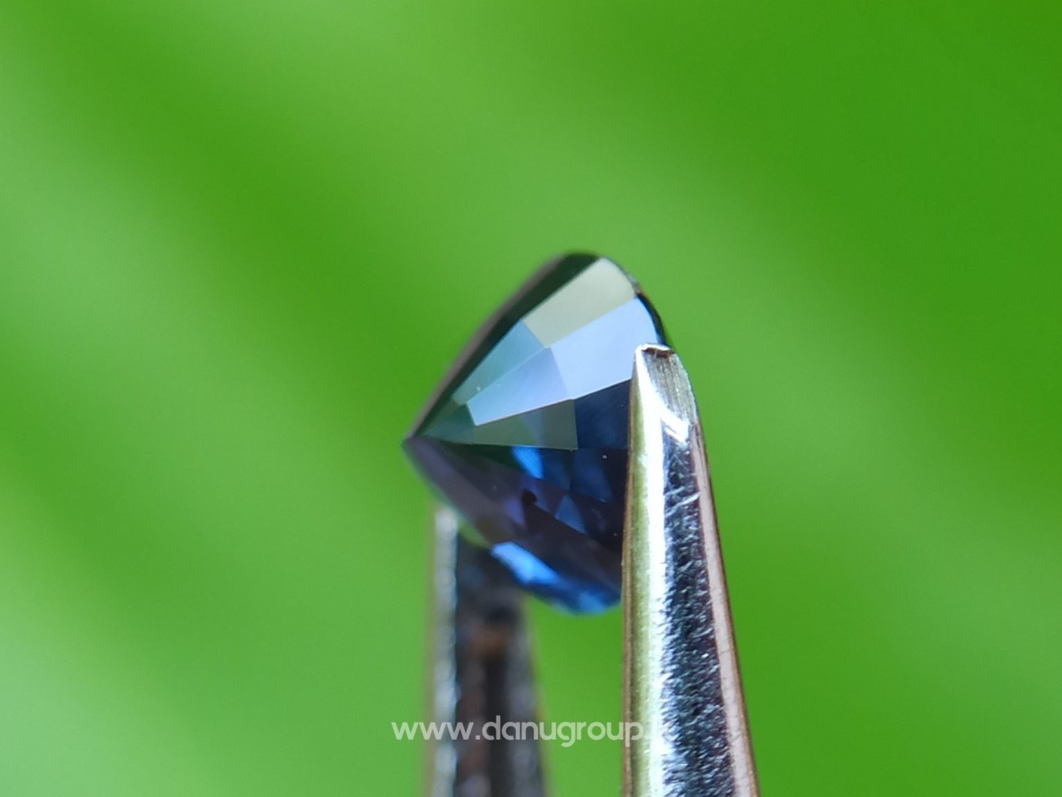 danugroup.lk - ceylon natural color change sapphire ( blue to purple color changing ) from Danu Group Gemstones