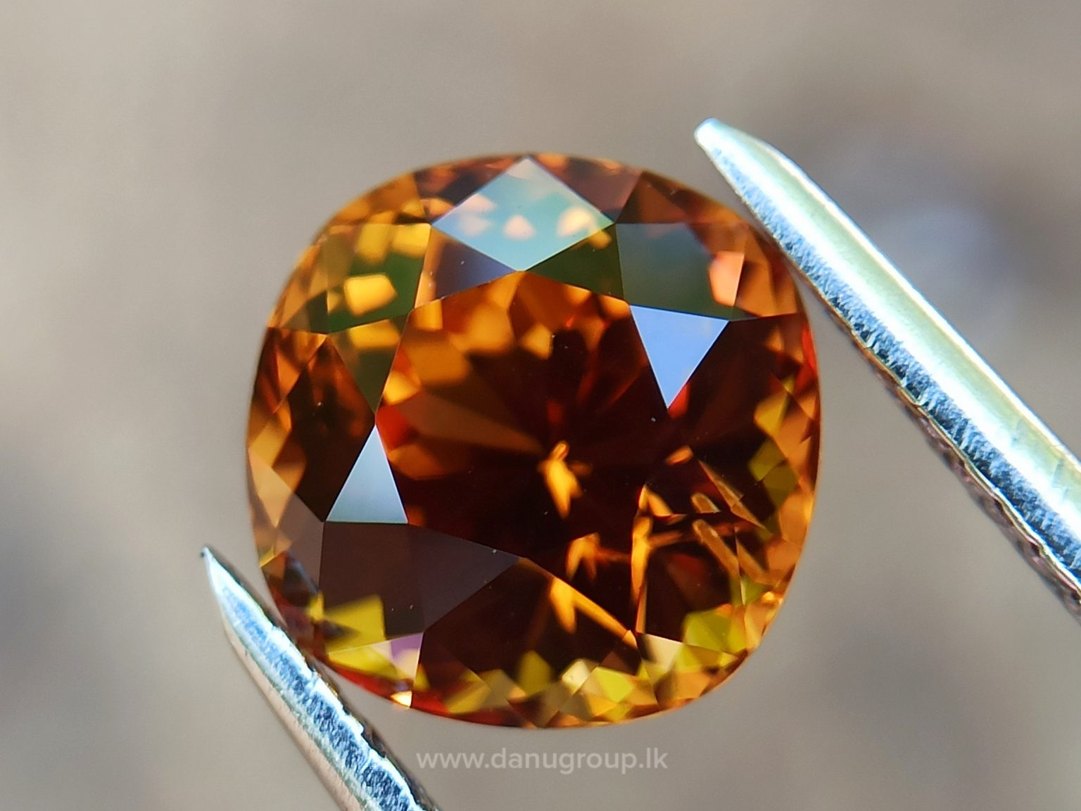 danugroup.lk - Ceylon Natural Spessartite Garnet pyrop Spessartite from Danu Group Gemstones Collections