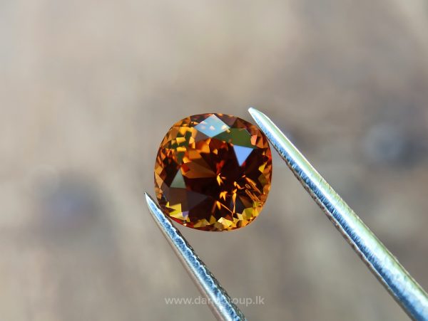 danugroup.lk - Ceylon Natural Spessartite Garnet pyrop Spessartite from Danu Group Gemstones Collections