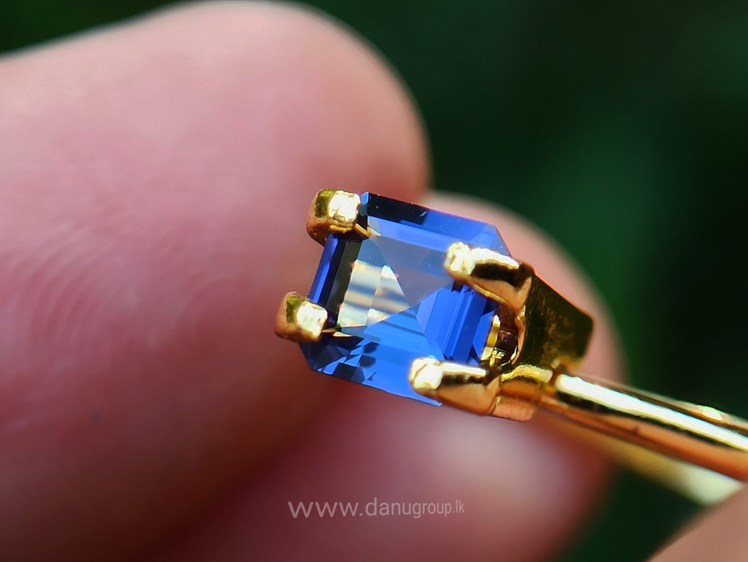 Ceylon Natural vivid blue royal blue Sapphire from Danu Group Gemstones Collections