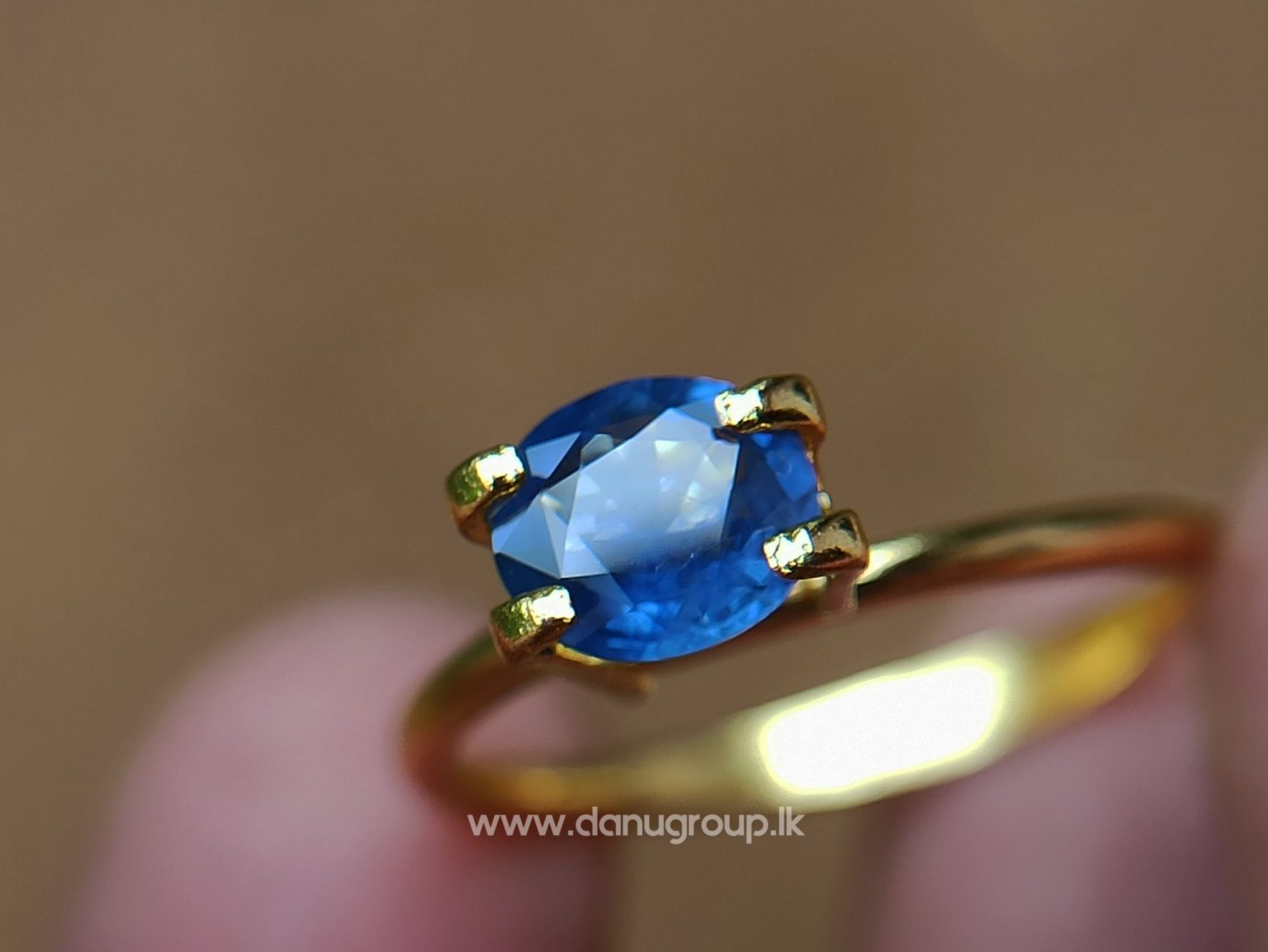 danugroup.lk - Ceylon Natural Cornflower Blue Sapphire Danu Group Gemstones Collections